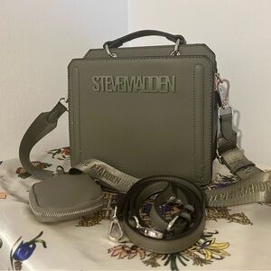 STEVE MADDEN | Hunter Green | Evelyn Bag